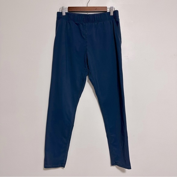 Zyia Active Everywhere Tapered Pants in Navy Grey - Picture 1 of 7